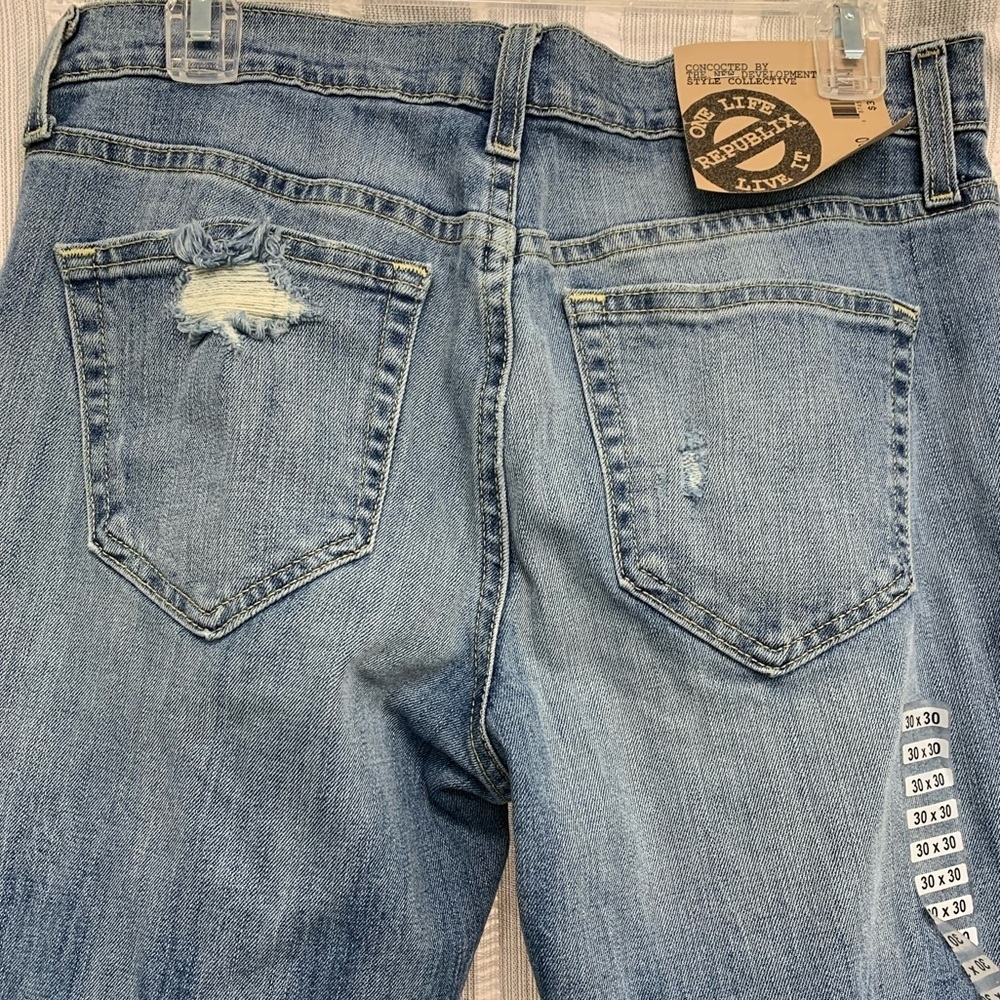 Republix‎ NWT Distressed Jeans Superflex Slim Size 30x30 - Picture 8 of 12